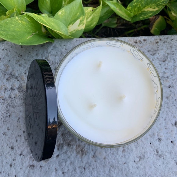 BBW marshmallow fluff candle bundle - Picture 7 of 16